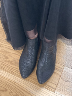 Bismil Black Elastic-sides boots